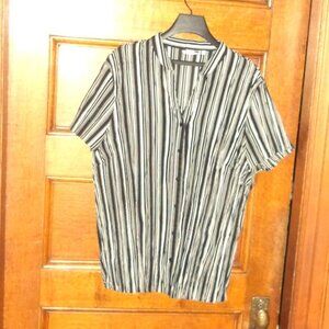 Amazing BLOUSE / Perfect Fit  * XL - 2 XL * with Permanent Pleated Fabric